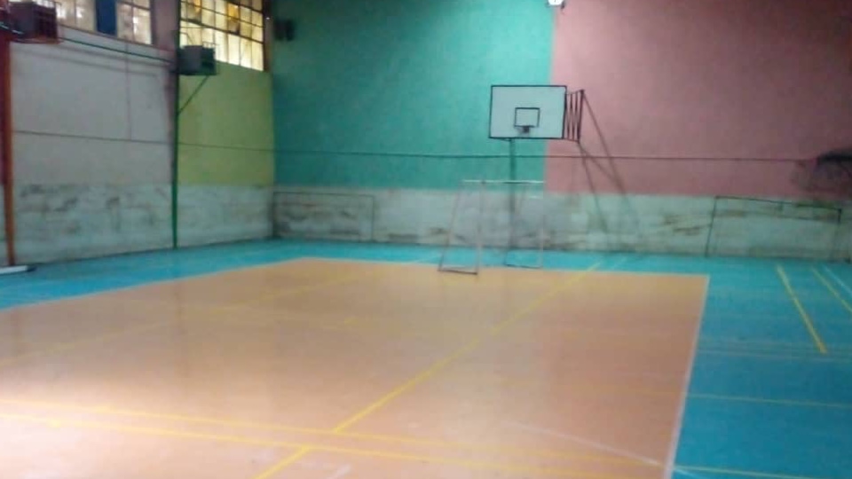 سالن چند منظوره خوراکیان