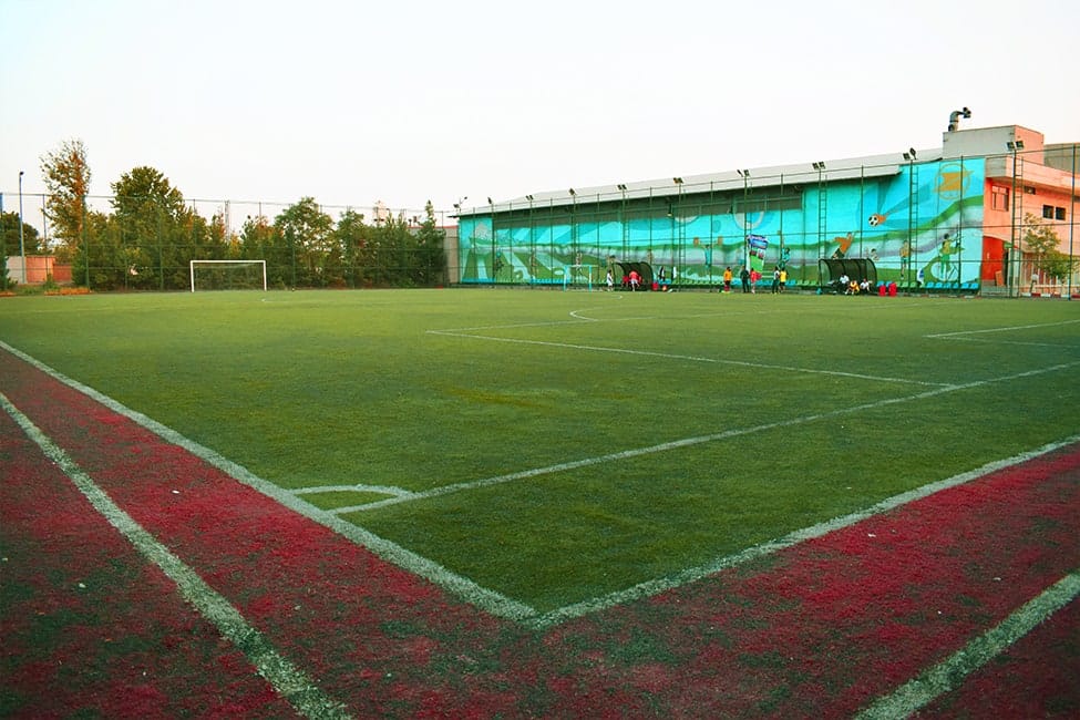 زمین چمن مهرآباد